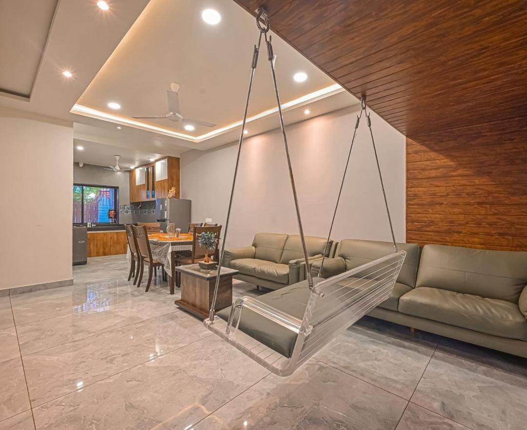 Prime Meridian Staycationn Lonavala Εξωτερικό φωτογραφία